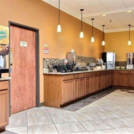 Quality Inn Thief River Falls Bagian luar foto