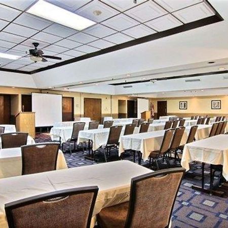Quality Inn Thief River Falls Bagian luar foto