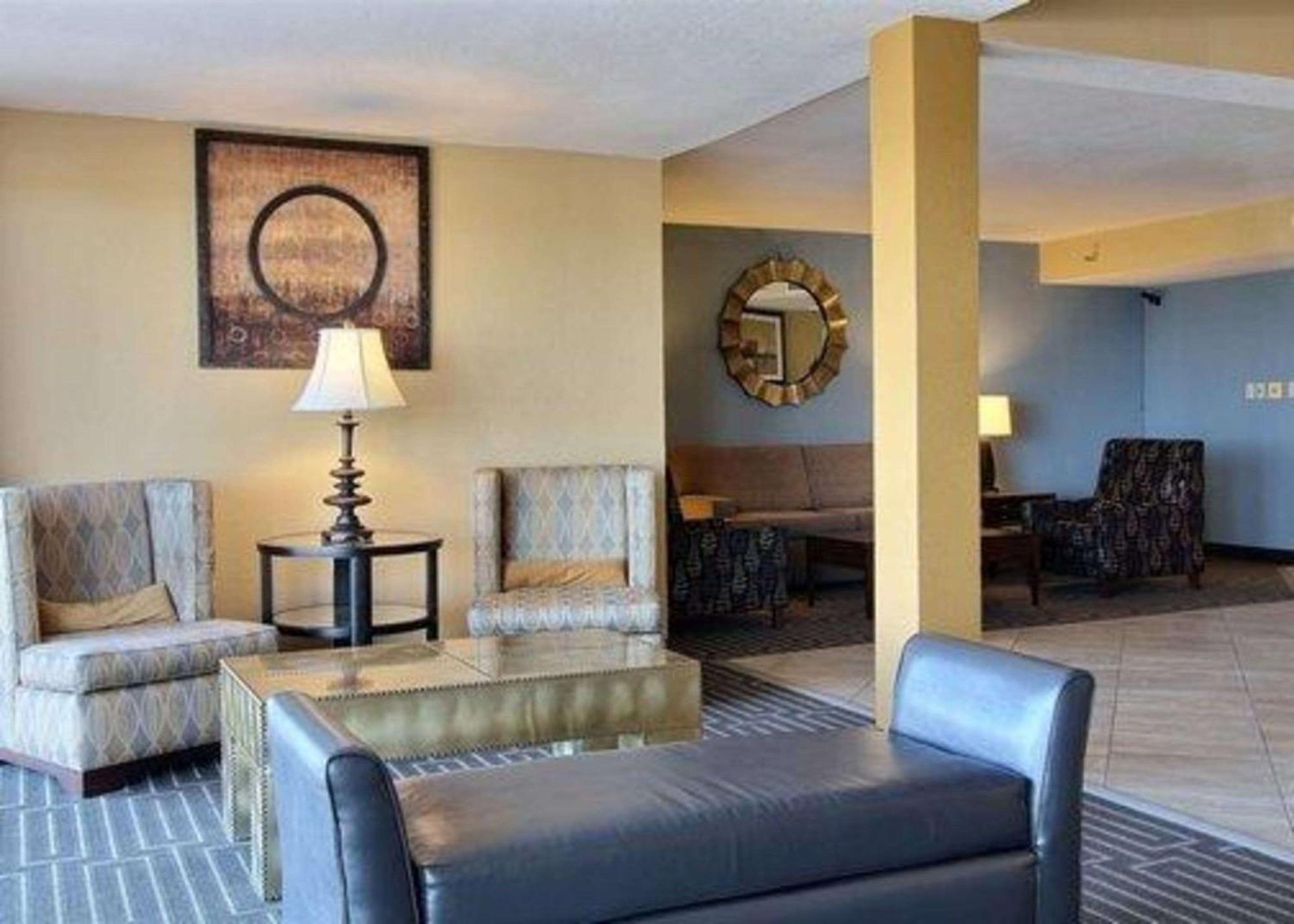 Quality Inn Thief River Falls Bagian luar foto